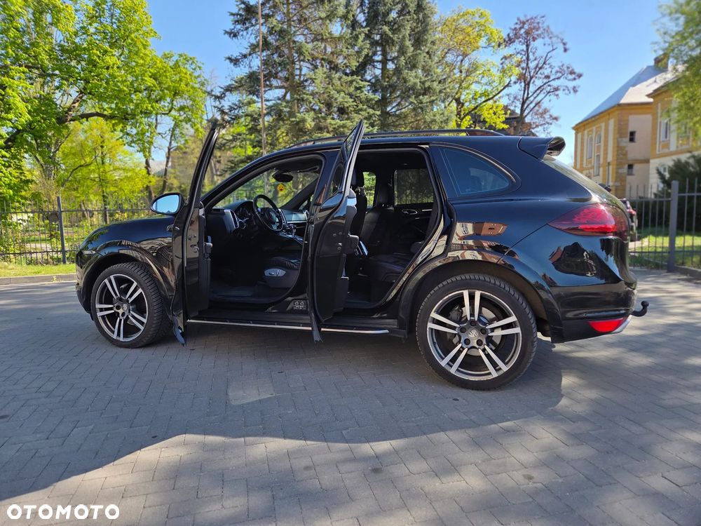 Porsche Cayenne Tiptronic S - 18