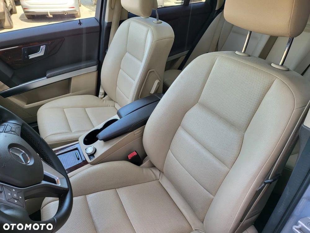 Mercedes-Benz GLK 350 4Matic BlueEFFICIENCY 7G-TRONIC - 14