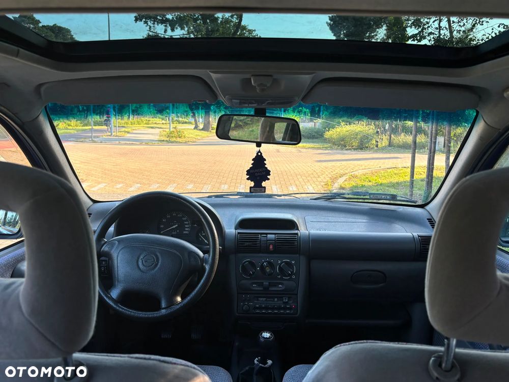 Opel Corsa 1.4 Joy - 17