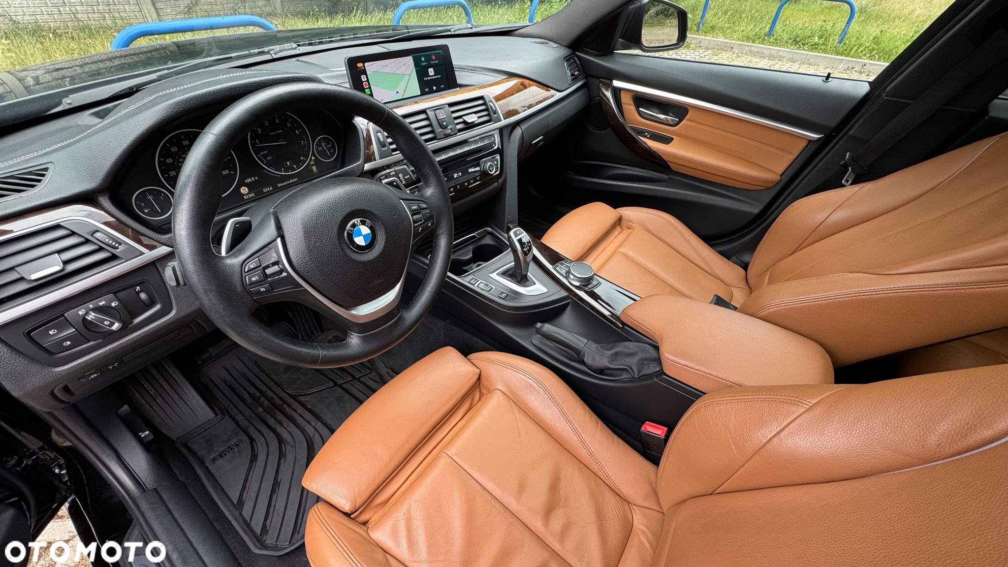BMW Seria 3 330i xDrive - 7