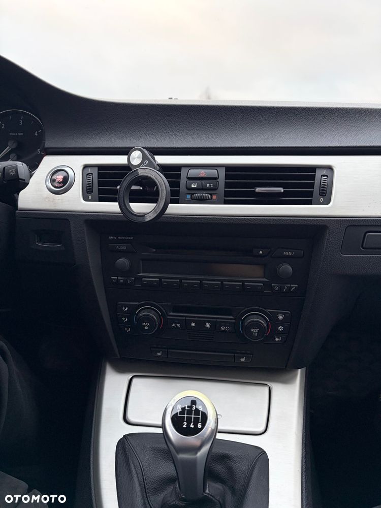 BMW Seria 3 330d - 20