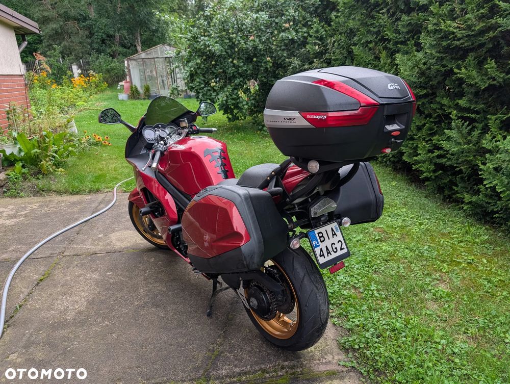 Triumph Sprint - 7