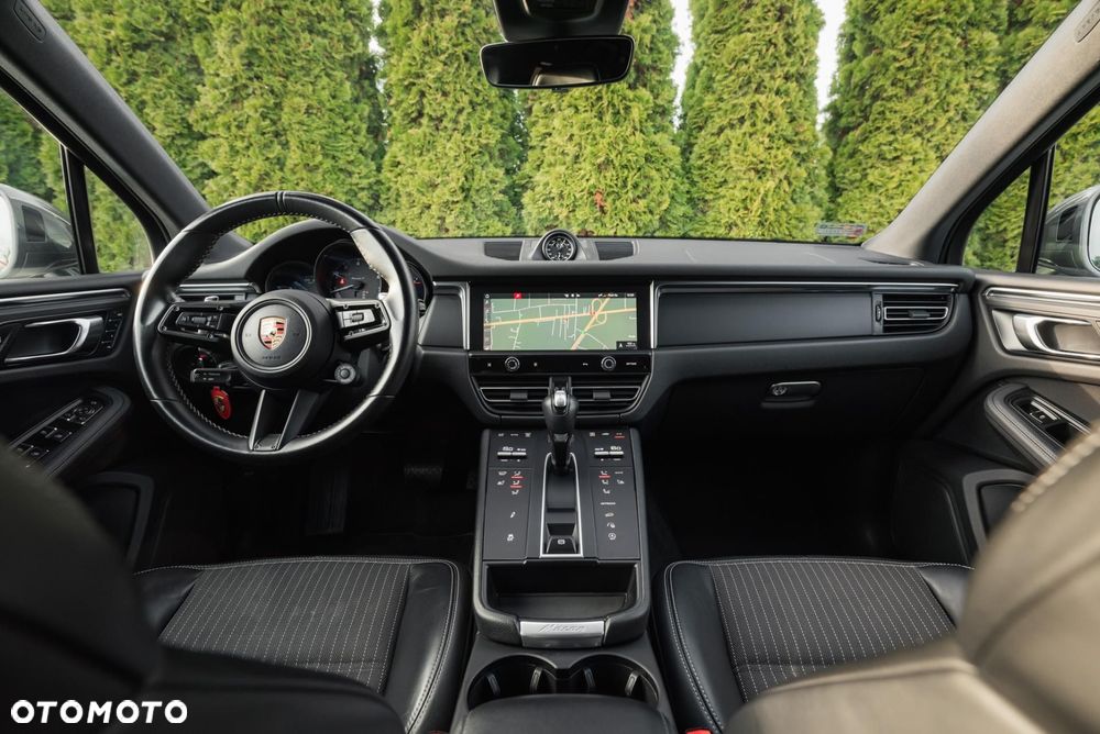 Porsche Macan T - 10