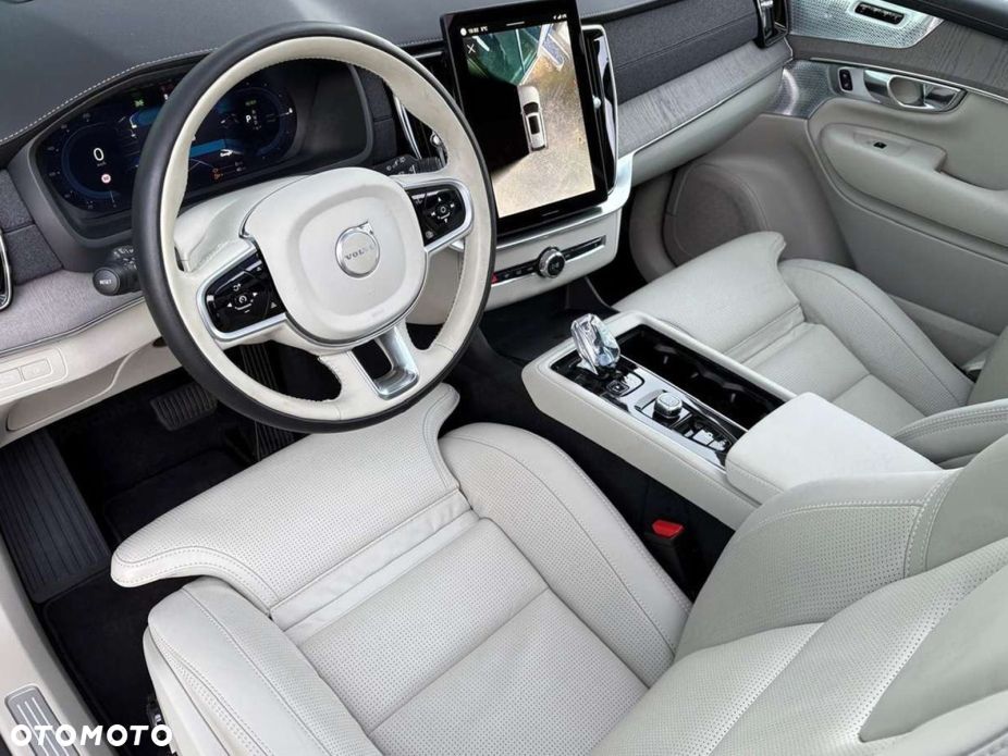 Volvo XC 90 - 7