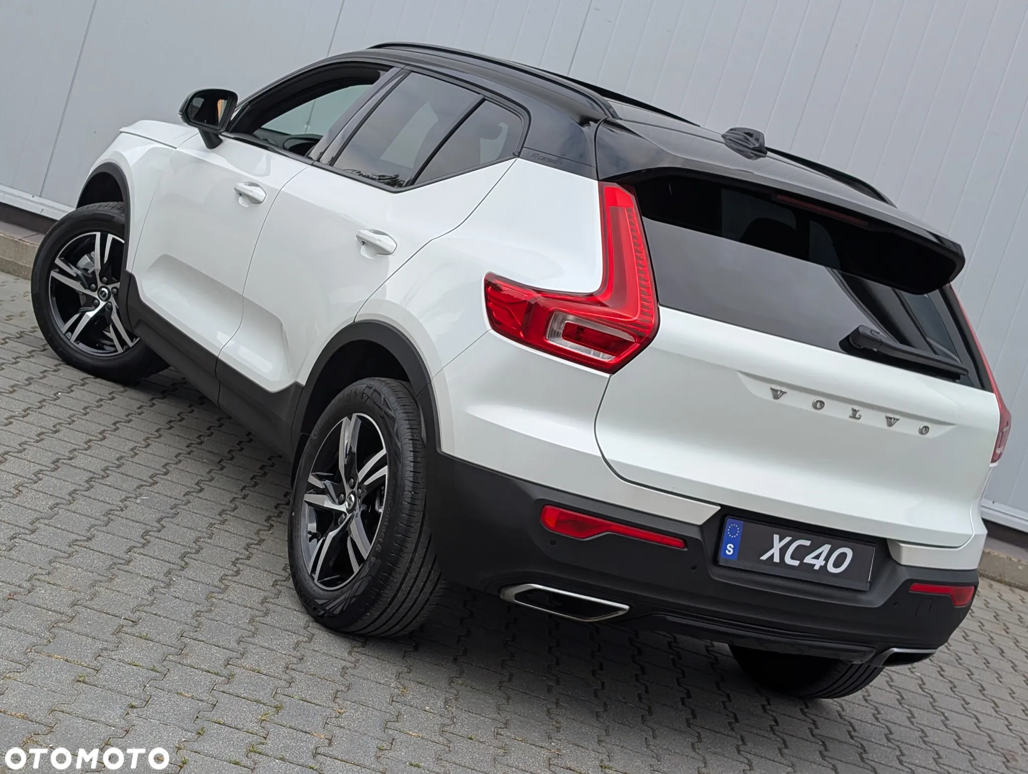 Volvo XC 40 T5 AWD R-Design - 6