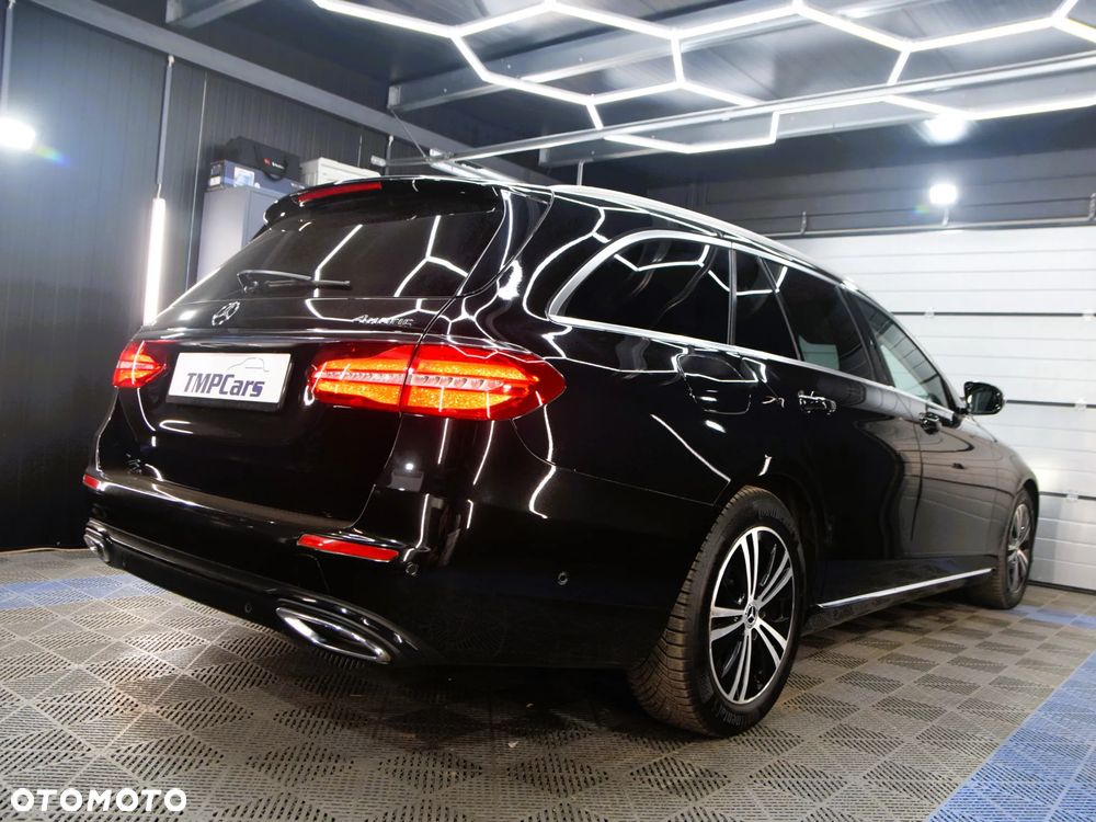 Mercedes-Benz Klasa E 220 d 9G-TRONIC - 4