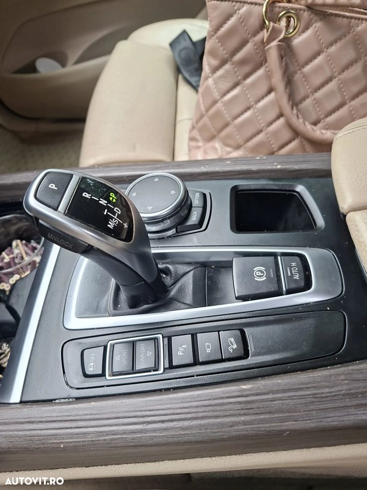 BMW X5 xDrive30d - 16