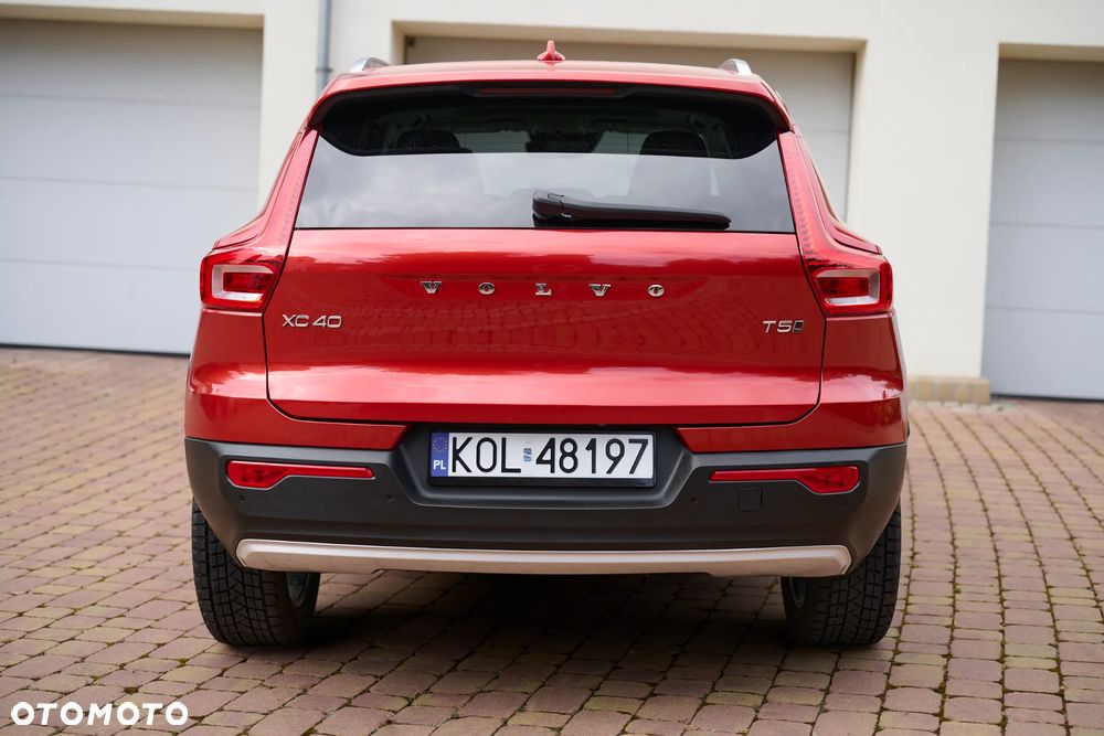 Volvo XC 40 T5 AWD Momentum - 3