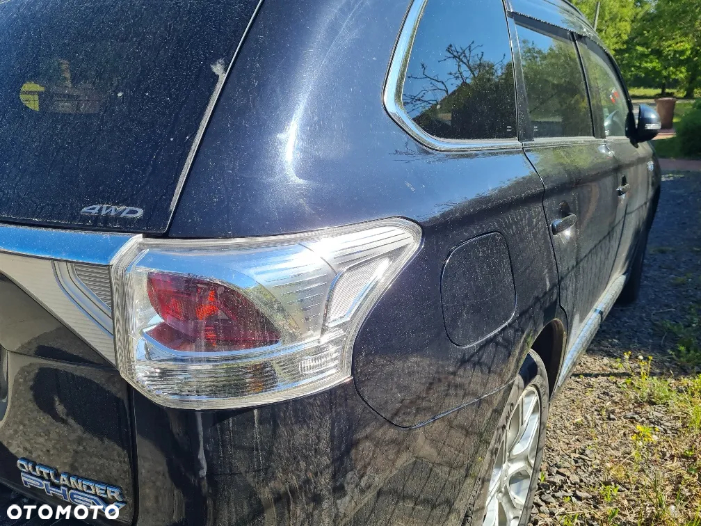 Mitsubishi Outlander 2.0 2WD CVT Invite - 3