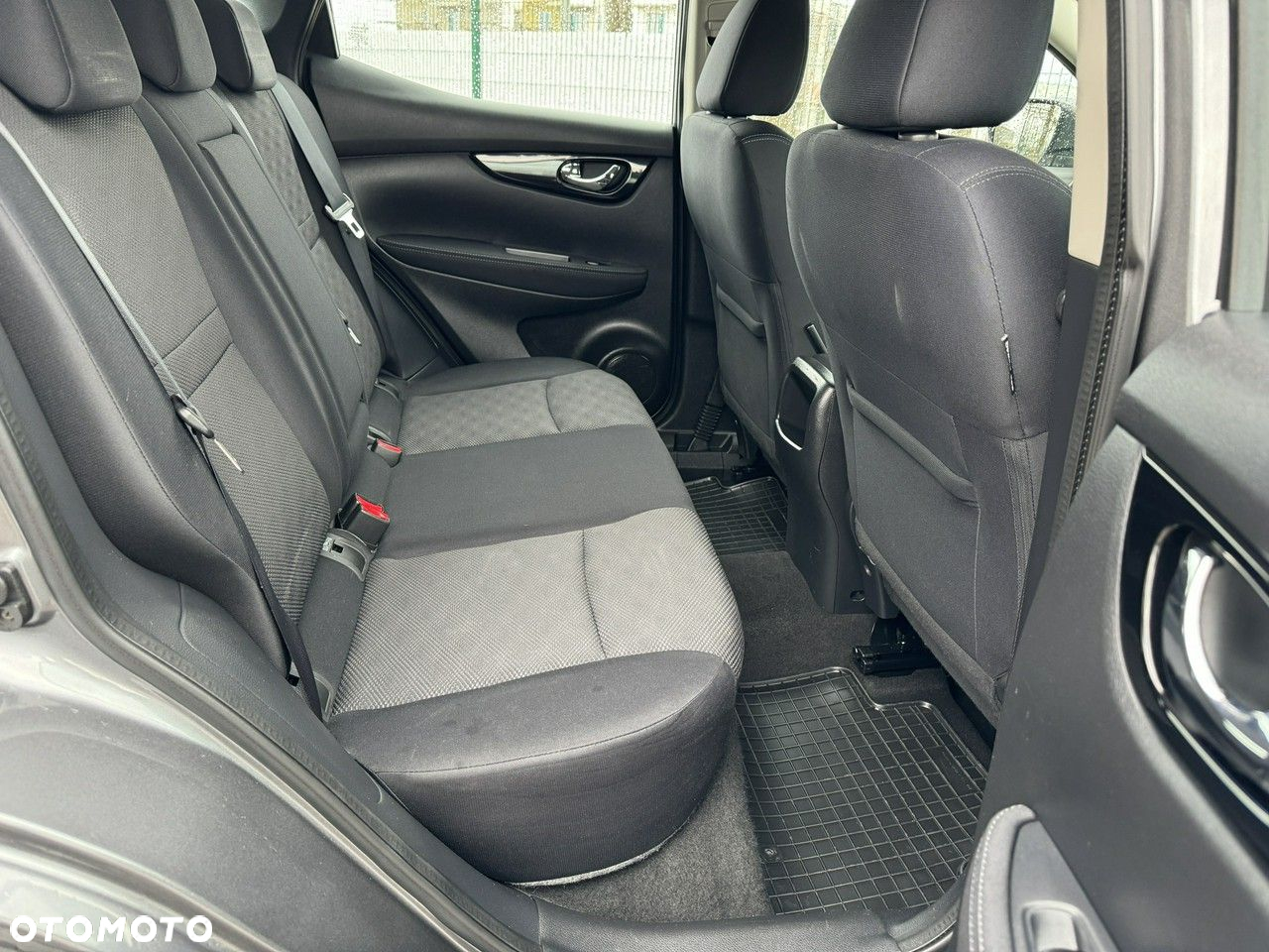 Nissan Qashqai - 32