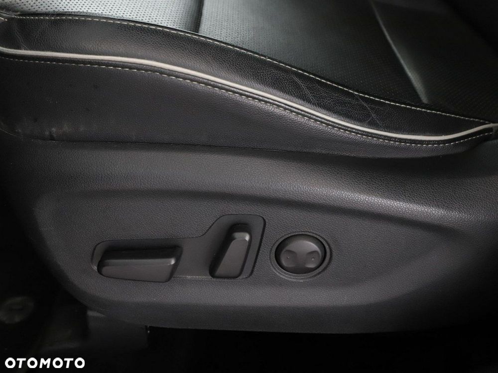 Kia Sportage 1.6 T-GDI AWD DCT PLATINUM - 40