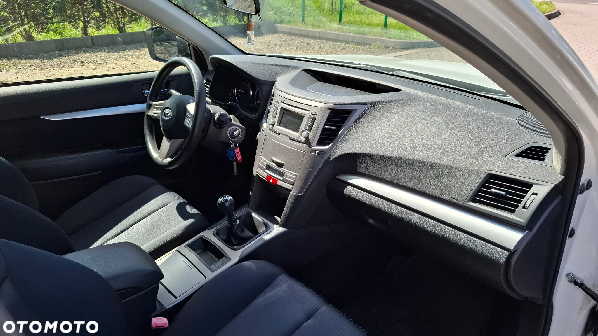Subaru Legacy - 21