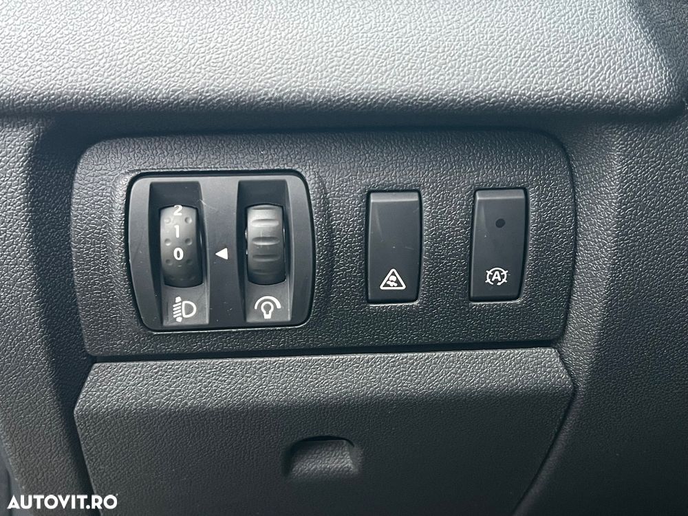 Renault Megane ENERGY TCe 130 Start & Stop Paris - 12