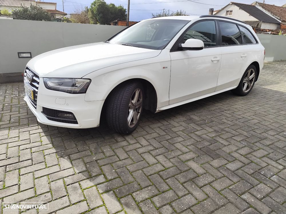 Audi A4 Avant 2.0 TDI Business Line S-line - 1