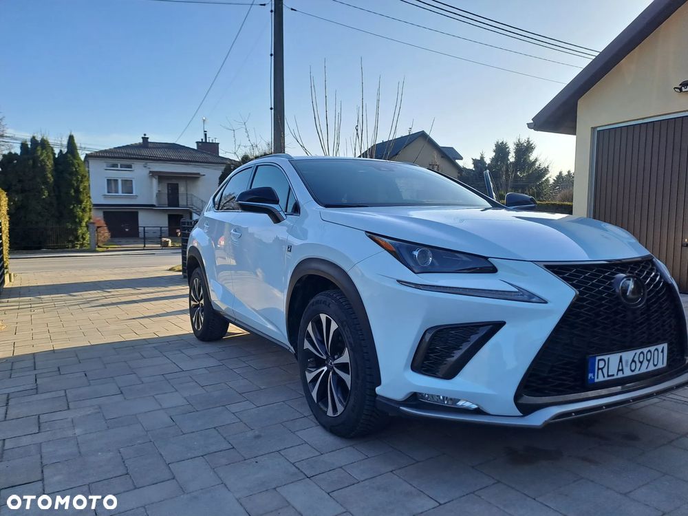 Lexus NX 300 AWD F SPORT - 1