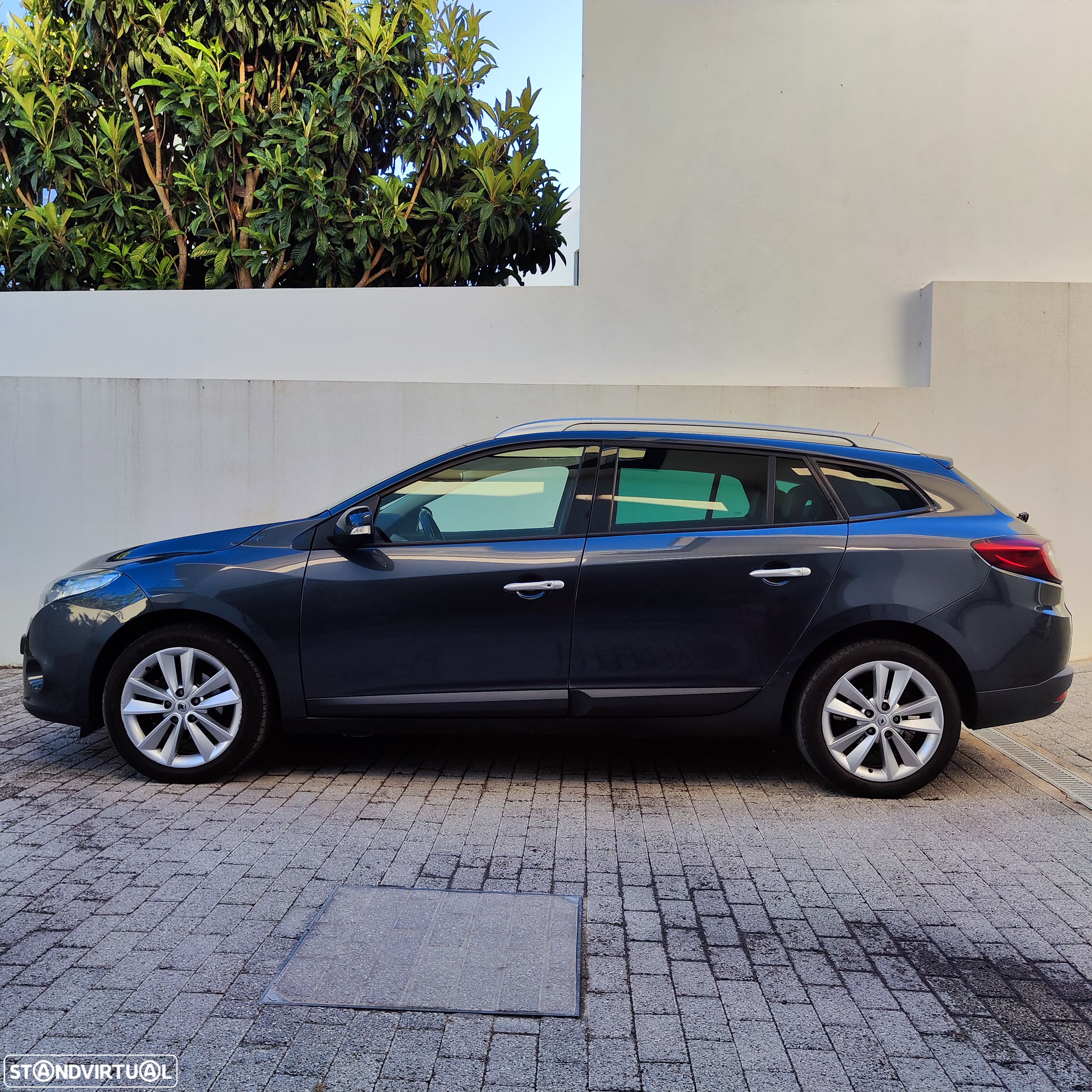 Renault Mégane Sport Tourer 1.5 dCi Dynamique S CO2 Champion - 1