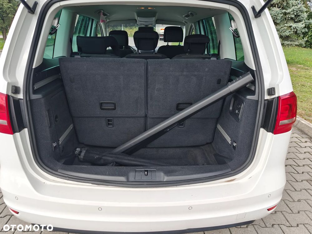 Volkswagen Sharan 2.0 TDI Comfortline DSG - 9