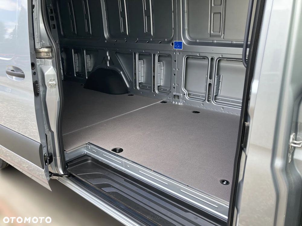 Mercedes-Benz Sprinter 319cdi - 11