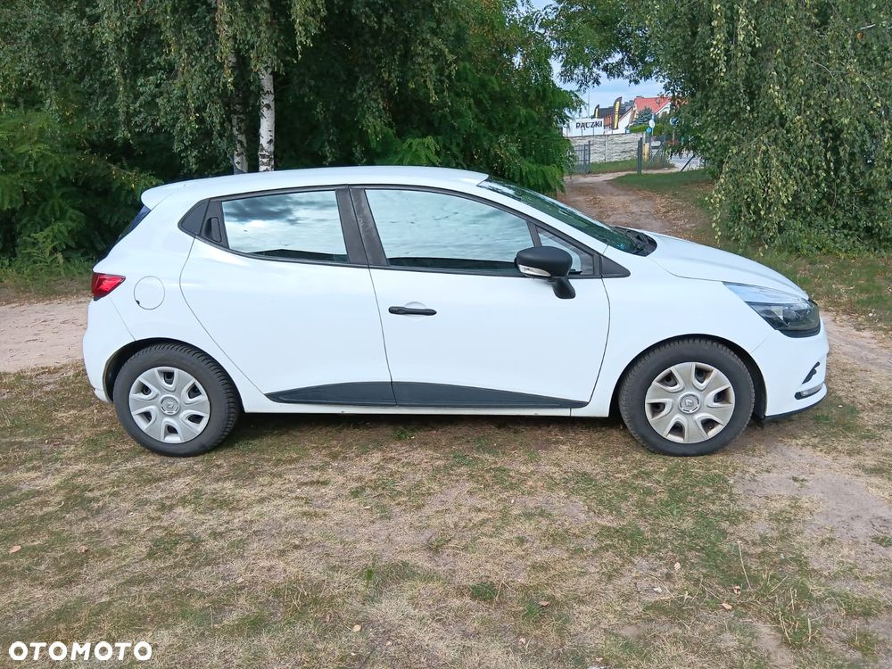 Renault Clio - 12