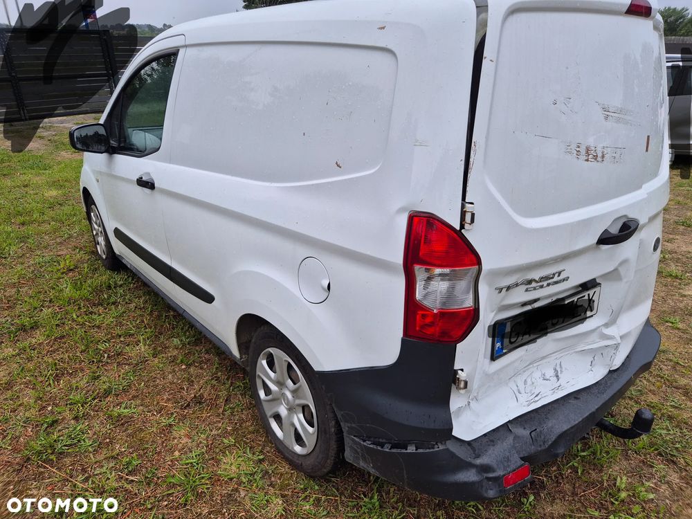 Ford Transit Courier - 6