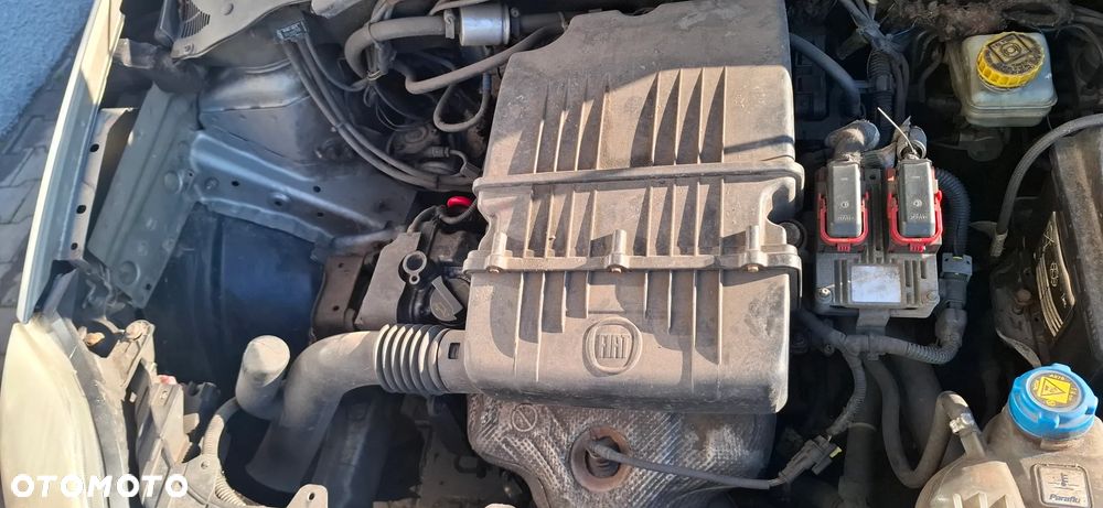 FIAT GRANDE PUNTO 1.4 8V 350A1000 na części - 13