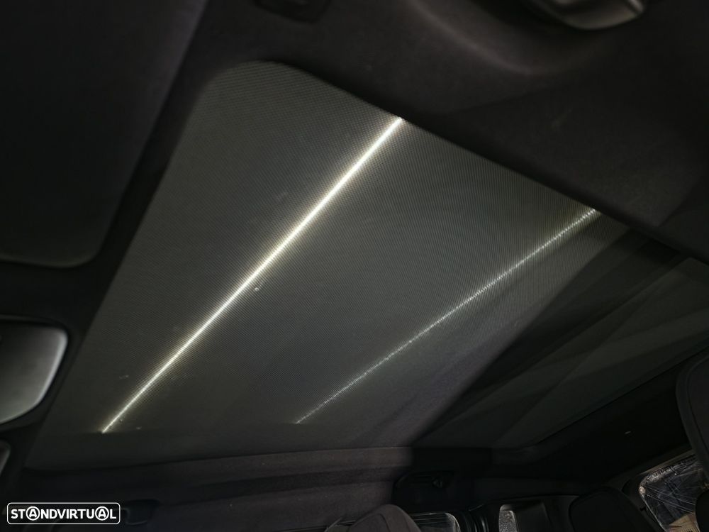 Jeep Renegade 1.3 T 80º Aniversário DCT - 26
