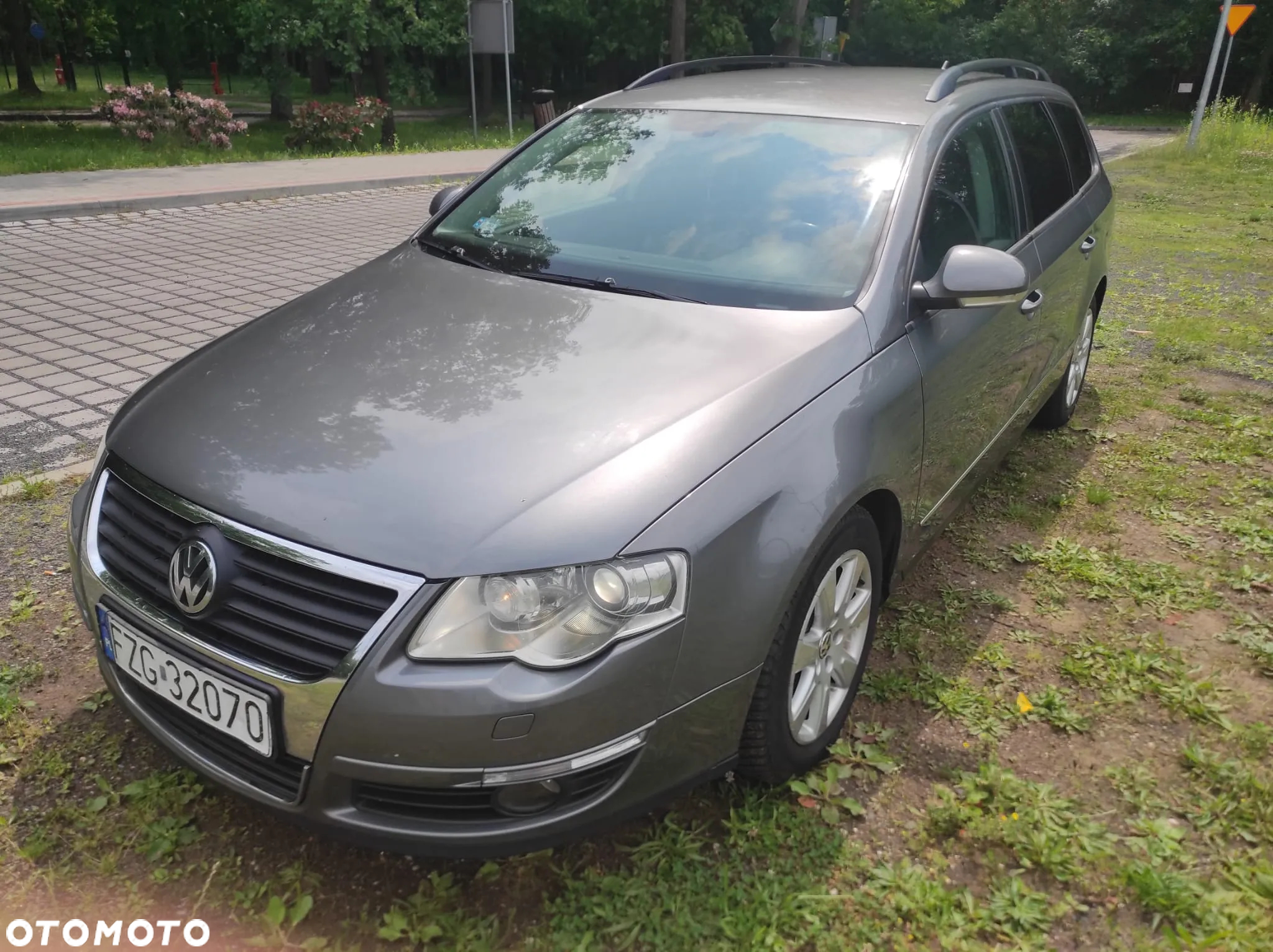 Volkswagen Passat 2.0 TDI Comfortline - 5