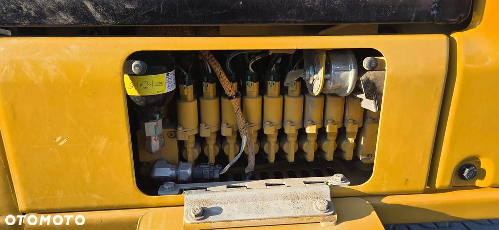 Caterpillar <<CAT 301.6, 2023r, 530MTG!, 1900kg, jazda w joystiku!z Niemiec!2 łyżki>> - 17