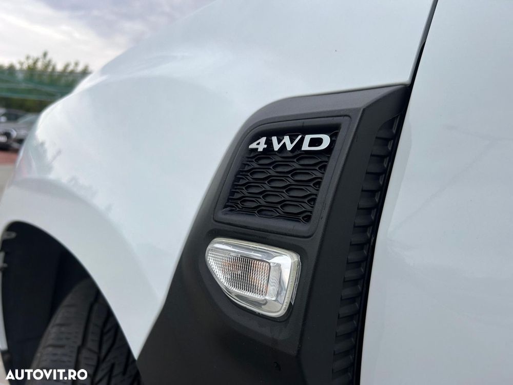 Dacia Duster 1.5 Blue dCi 4WD Comfort - 10