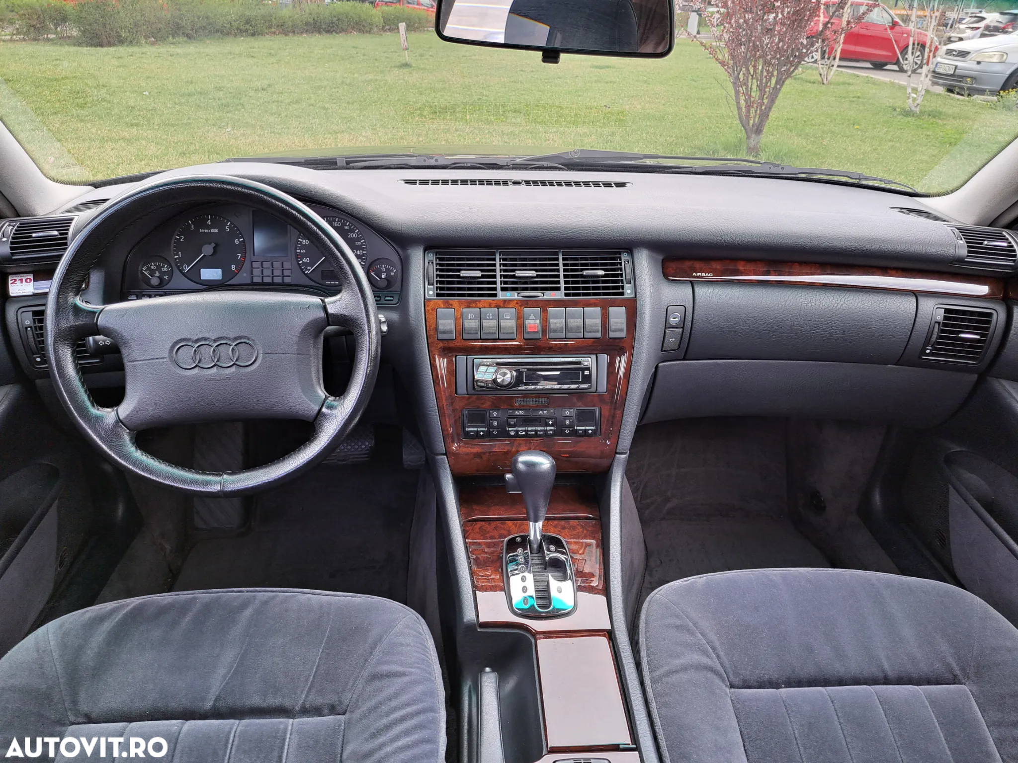 Audi A8 - 9