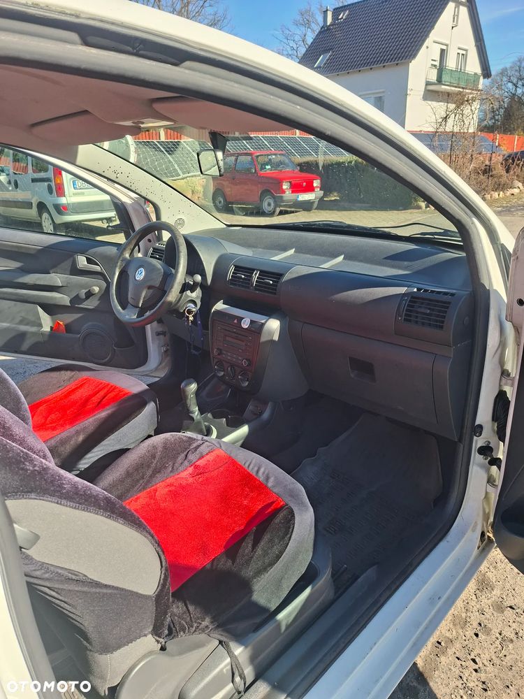 Volkswagen Fox - 6