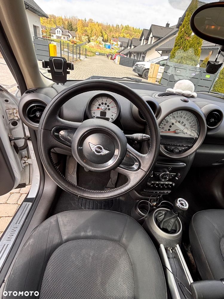 MINI Countryman Cooper D - 25