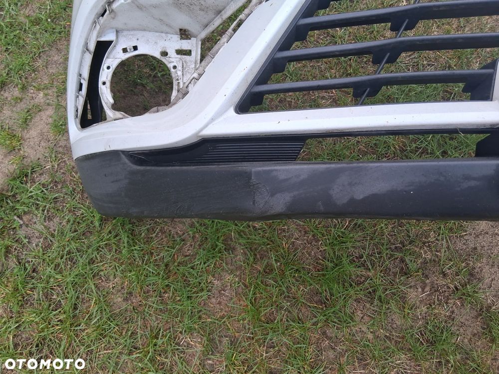 Zderzak przód przedni Renault Scenic IV 4 na spryski - 2