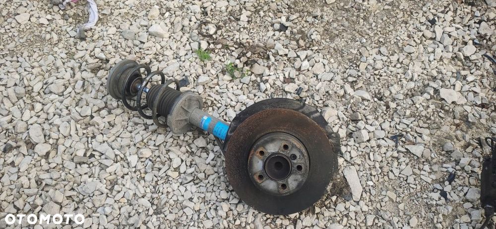 MCPHERSON ZWROTNICA PRAWY PRZÓD BMW E65 3.6 V8 - 1