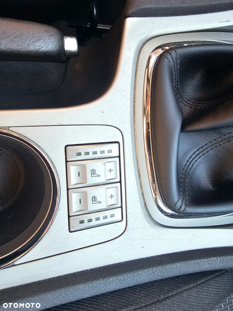 Ford Mondeo - 12