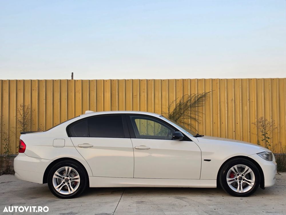 BMW Seria 3 318d DPF Edition Exclusive - 8