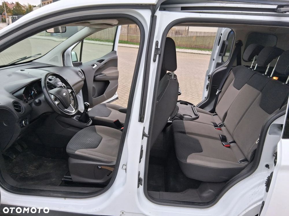 Ford Tourneo Courier 1.5 TDCi Trend - 9
