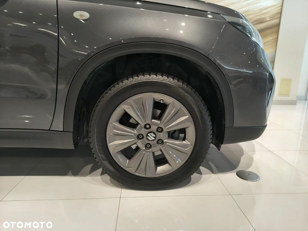Suzuki Vitara 1.4 Boosterjet mHEV Premium 2WD - 11