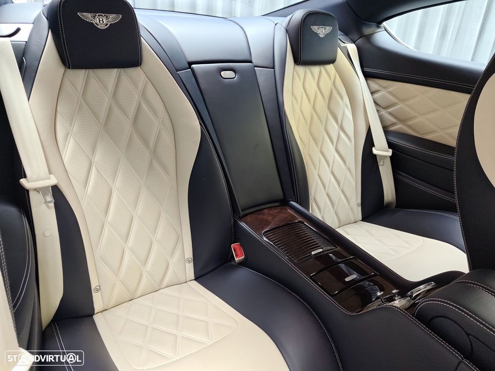 Bentley Continental GT W12 Speed - 11