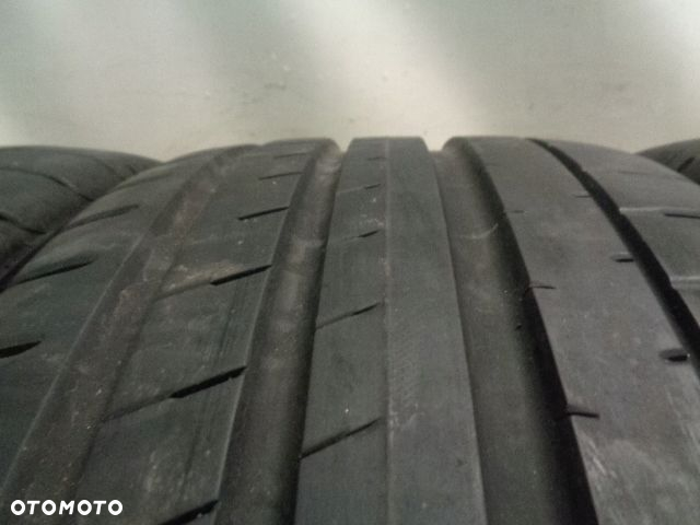 YOKOHAMA ADVAN SPORT V107 225/40ZR18 92Y - 4