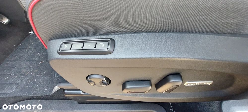 Volkswagen ID. Buzz - 10