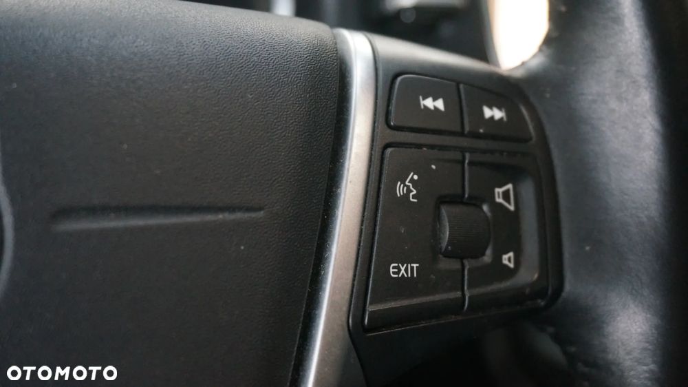 Volvo V40 Cross Country D3 Drive-E SCR Momentum - 22