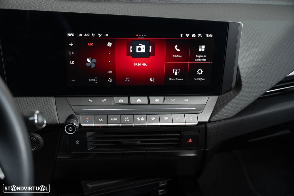 Opel Astra Sports Tourer 1.2 T Elegance - 12