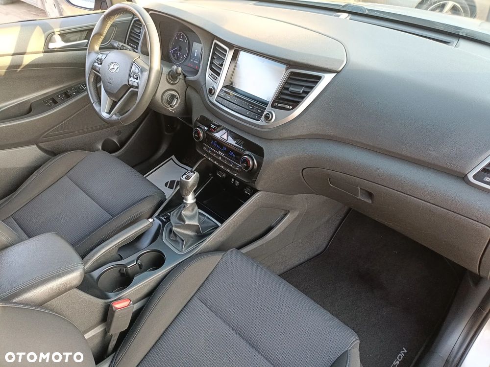 Hyundai Tucson blue 1.7 CRDi 2WD Passion Plus - 19