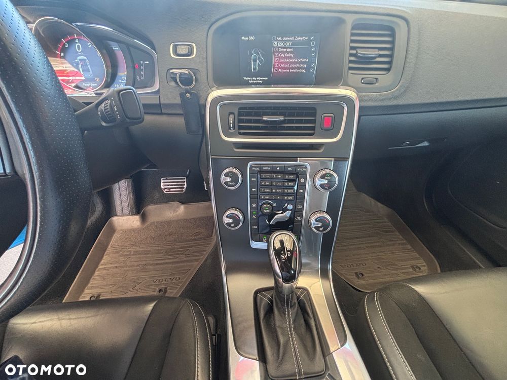 Volvo S60 T6 AWD R-Design Summum - 7