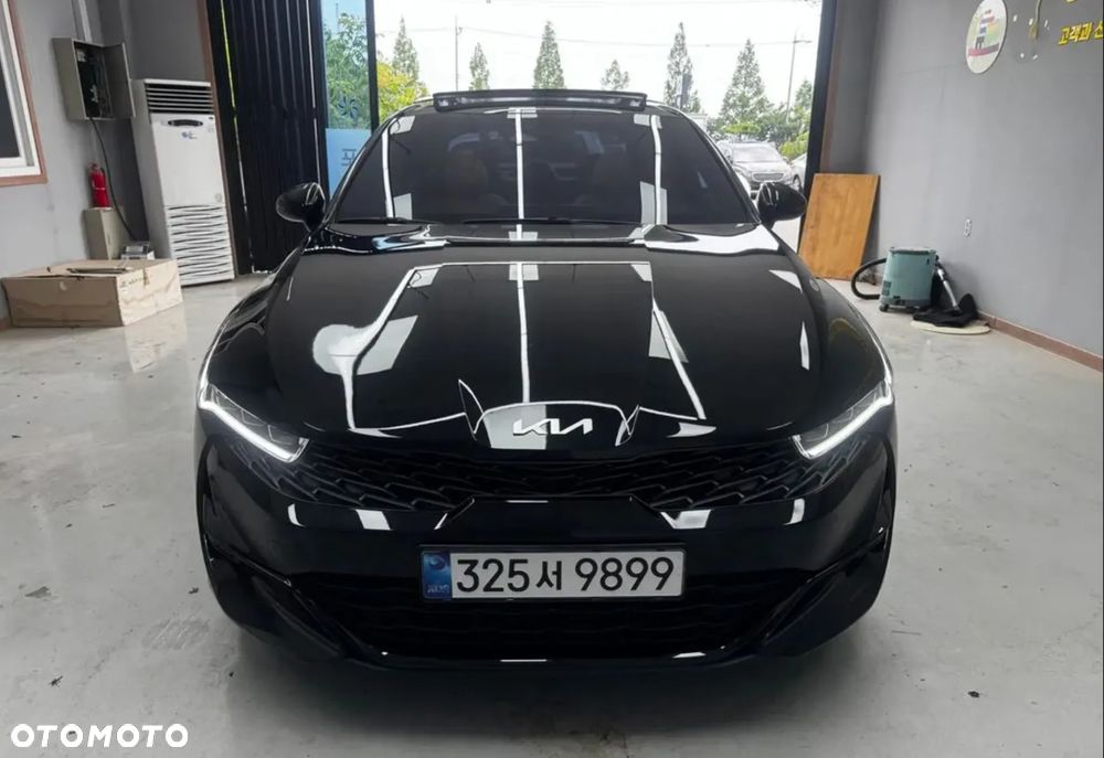 Kia K5 - 3