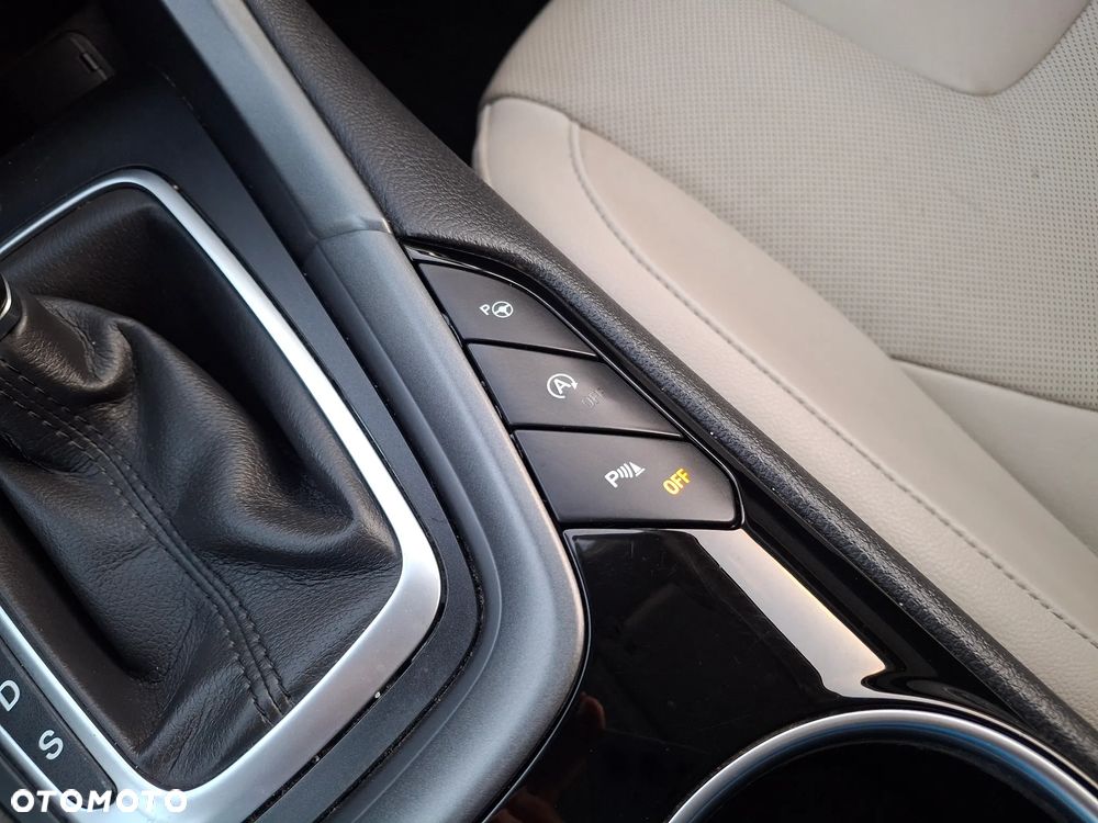 Ford Mondeo - 13