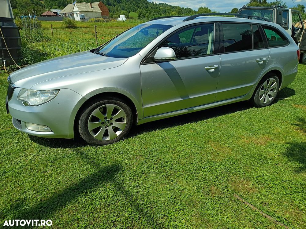 Skoda Superb 1.6 TDI GreenLine - 3