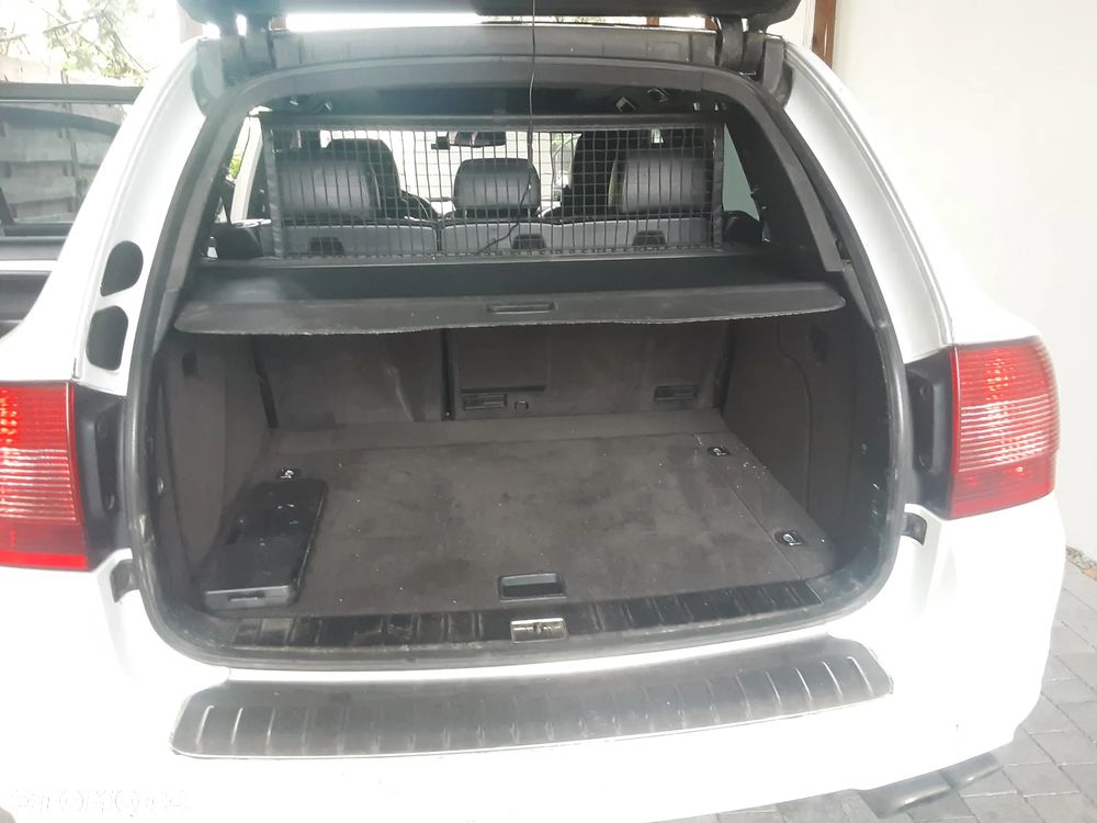 Porsche Cayenne Turbo - 9