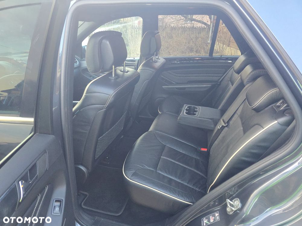 Mercedes-Benz ML - 6